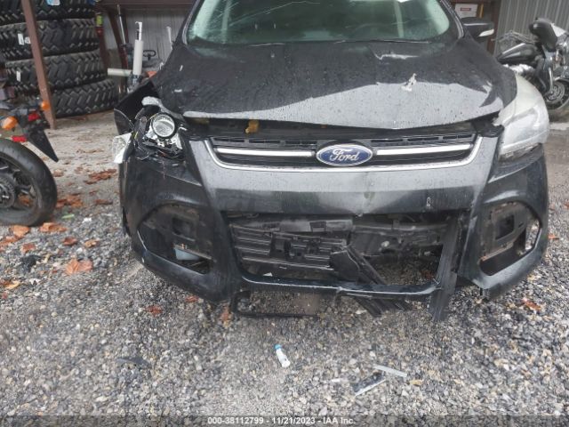 Photo 5 VIN: 1FMCU9J92EUB11941 - FORD ESCAPE 