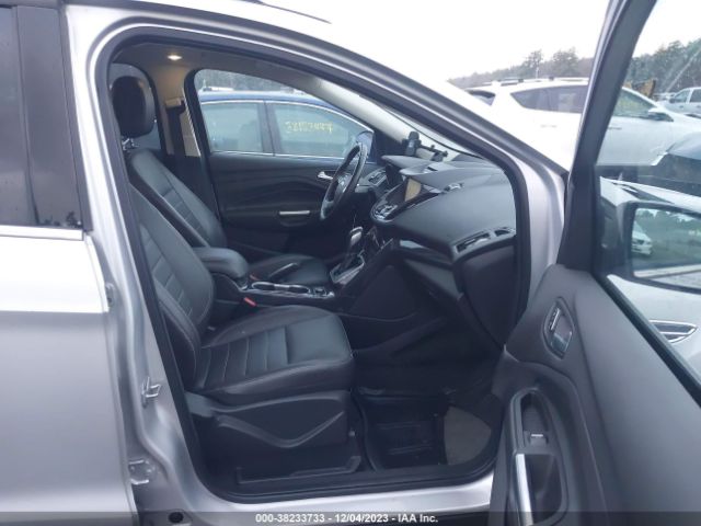 Photo 4 VIN: 1FMCU9J92EUB36502 - FORD ESCAPE 