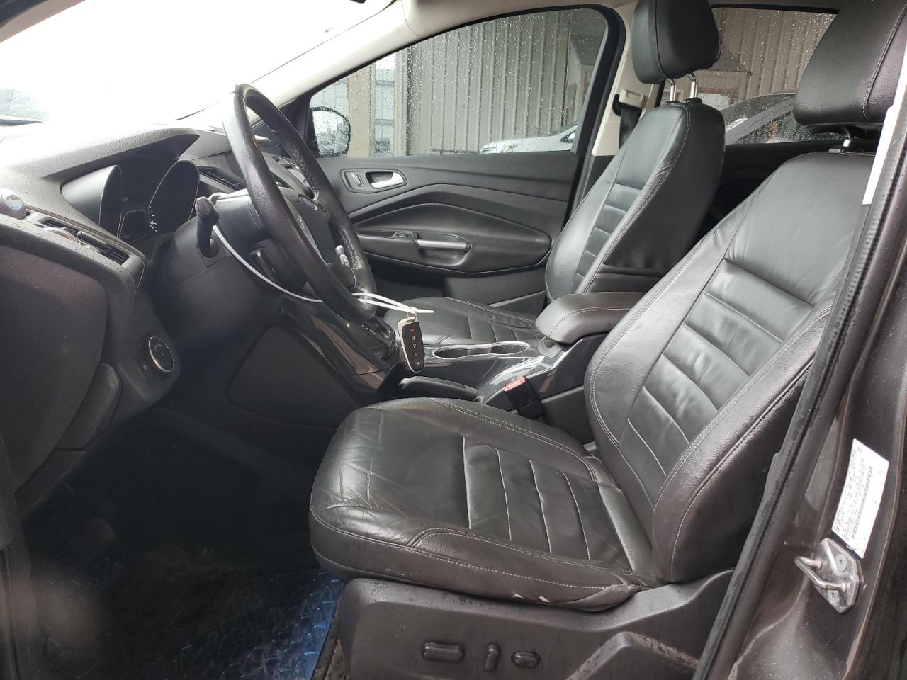 Photo 6 VIN: 1FMCU9J92FUA26907 - FORD ESCAPE 