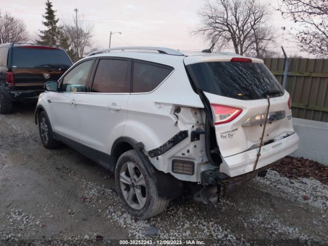 Photo 2 VIN: 1FMCU9J92FUA28236 - FORD ESCAPE 