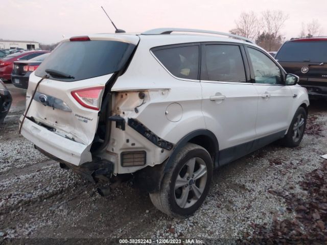 Photo 3 VIN: 1FMCU9J92FUA28236 - FORD ESCAPE 