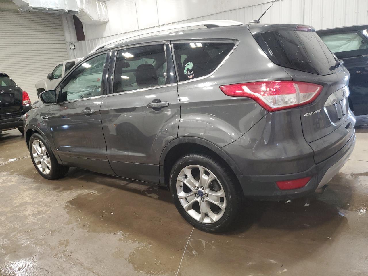 Photo 1 VIN: 1FMCU9J92FUB70845 - FORD ESCAPE 