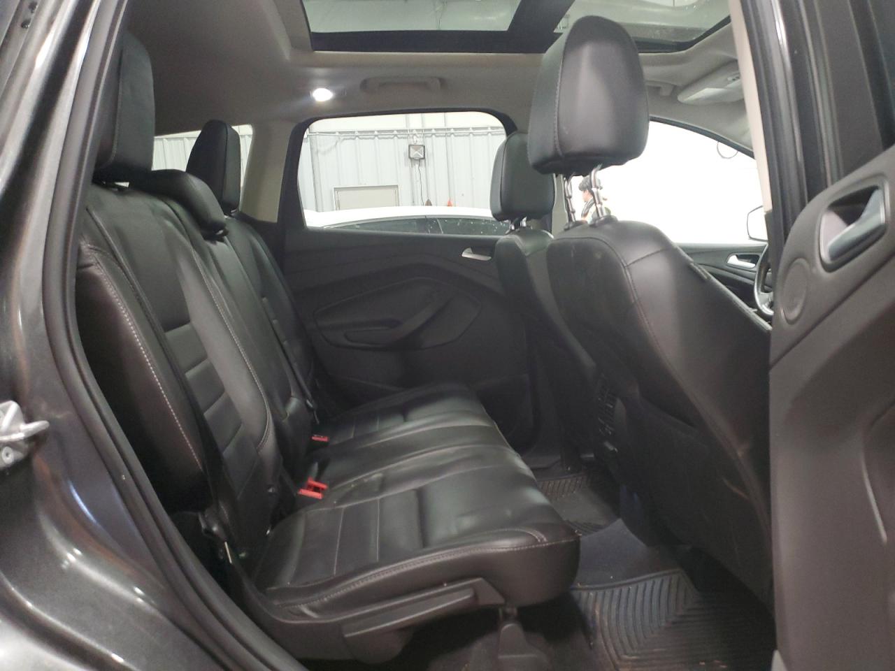 Photo 9 VIN: 1FMCU9J92FUB70845 - FORD ESCAPE 