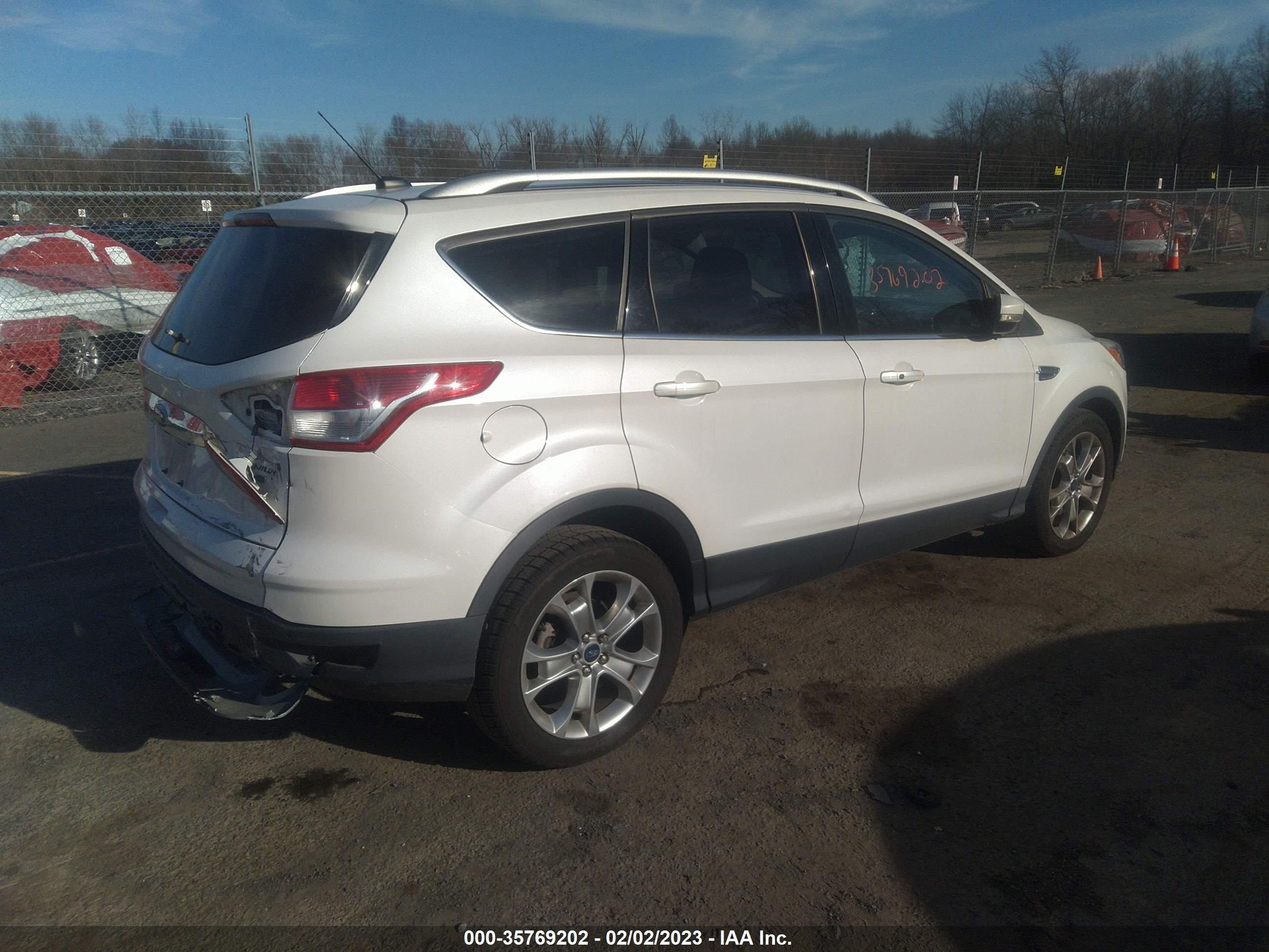 Photo 3 VIN: 1FMCU9J92GUB84293 - FORD ESCAPE 