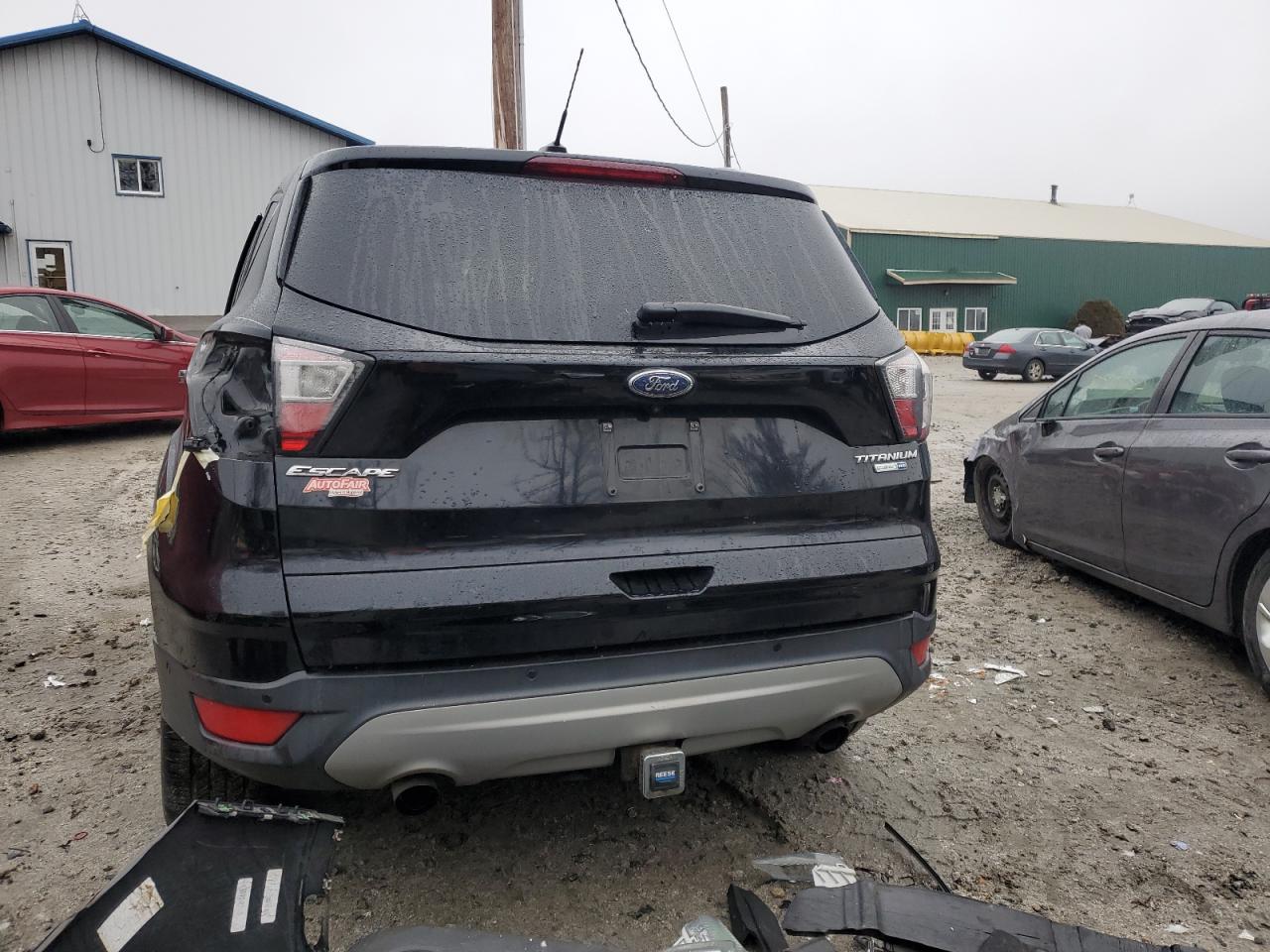 Photo 5 VIN: 1FMCU9J92HUB22331 - FORD ESCAPE 