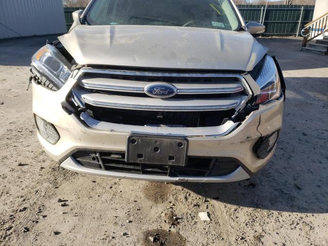 Photo 8 VIN: 1FMCU9J92JUB34100 - FORD ESCAPE TIT 