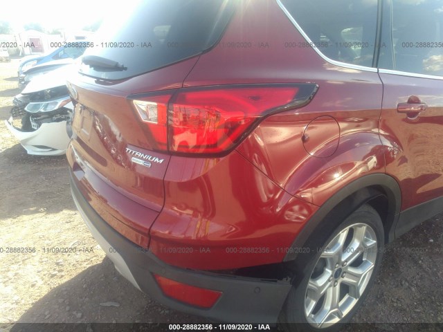 Photo 5 VIN: 1FMCU9J92KUB79684 - FORD ESCAPE 