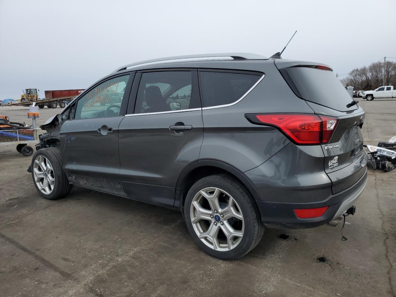 Photo 1 VIN: 1FMCU9J92KUC31881 - FORD ESCAPE 