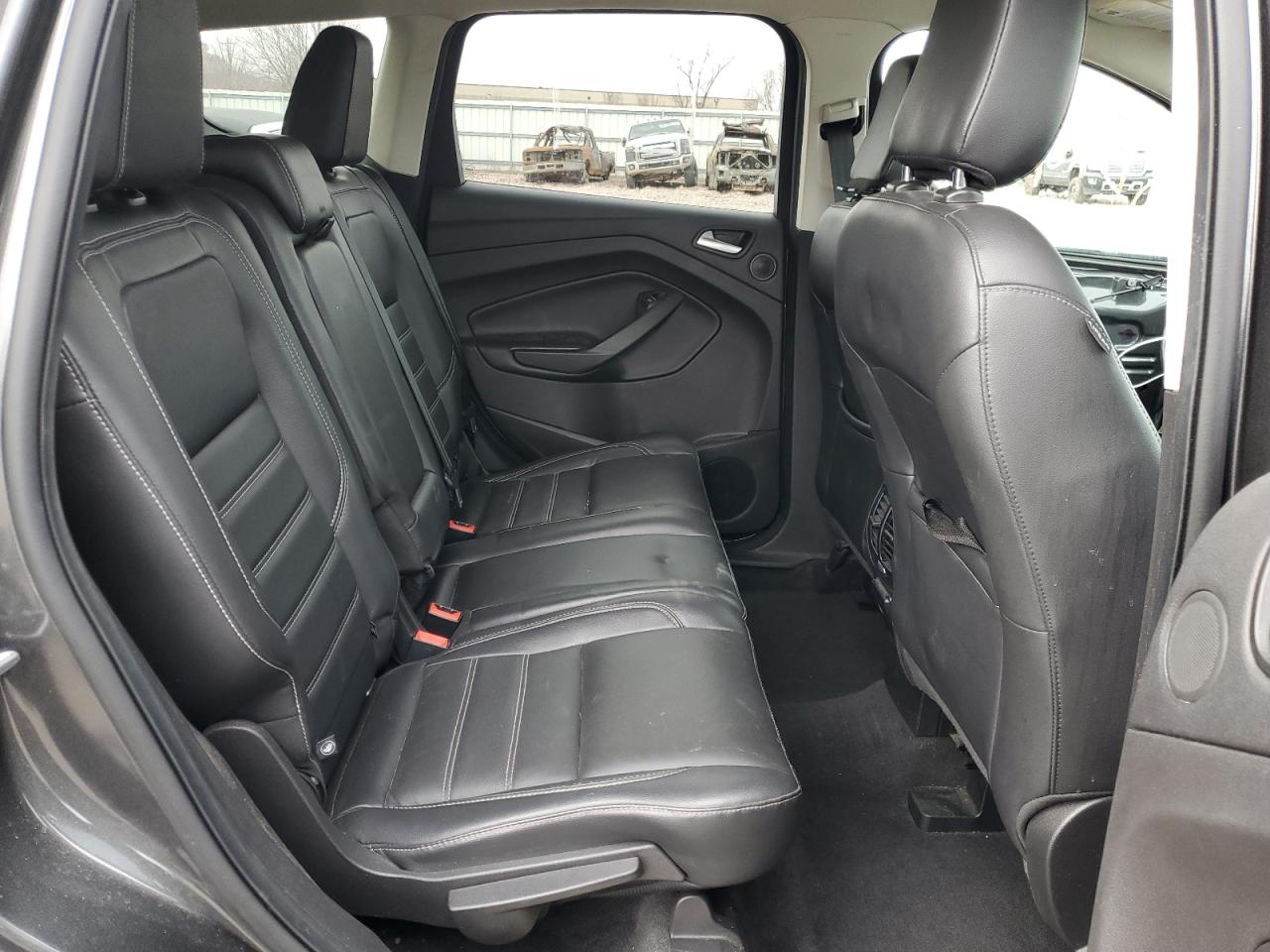 Photo 10 VIN: 1FMCU9J92KUC31881 - FORD ESCAPE 