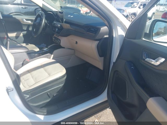 Photo 4 VIN: 1FMCU9J92LUB14979 - FORD ESCAPE 