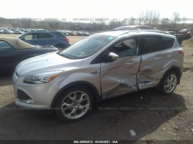 Photo 5 VIN: 1FMCU9J93DUC15496 - FORD ESCAPE 