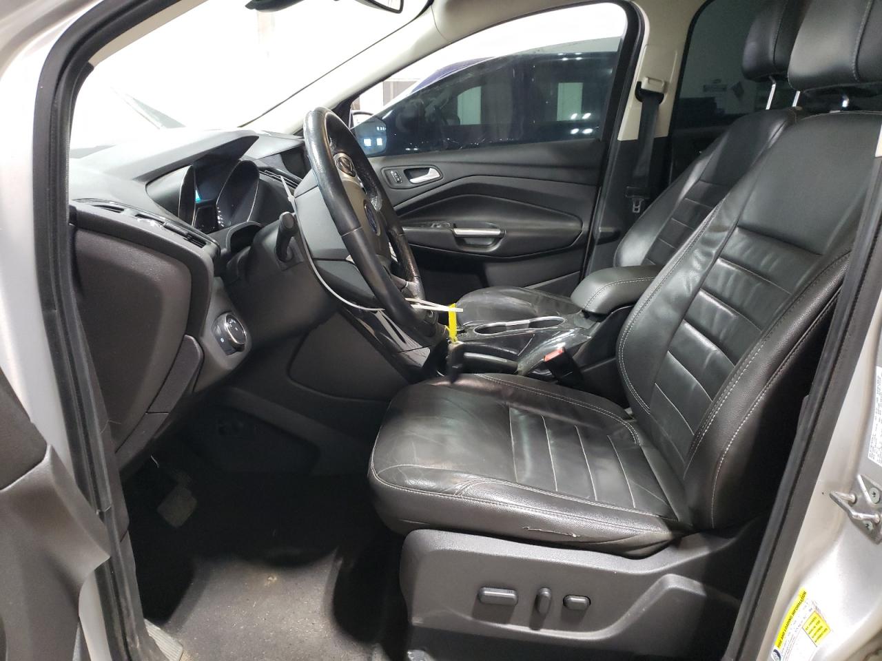 Photo 6 VIN: 1FMCU9J93FUA26835 - FORD ESCAPE 