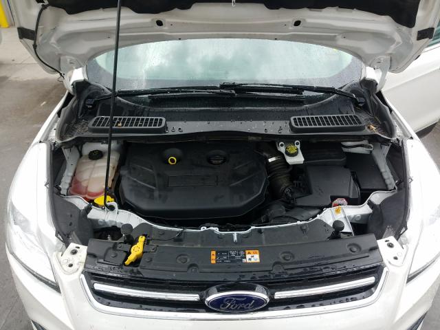 Photo 6 VIN: 1FMCU9J93FUB11061 - FORD ESCAPE TIT 