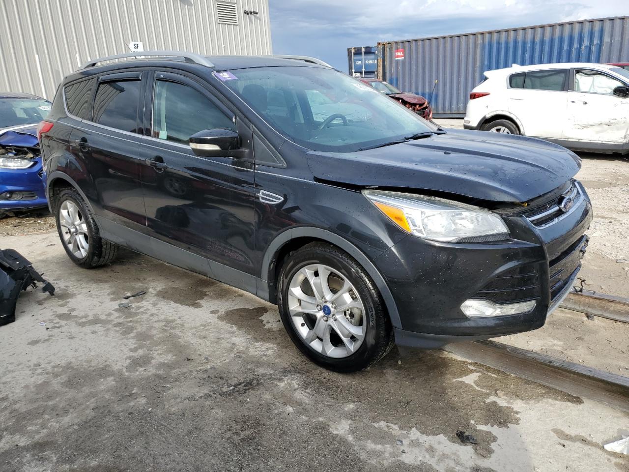 Photo 3 VIN: 1FMCU9J93FUB37272 - FORD ESCAPE 