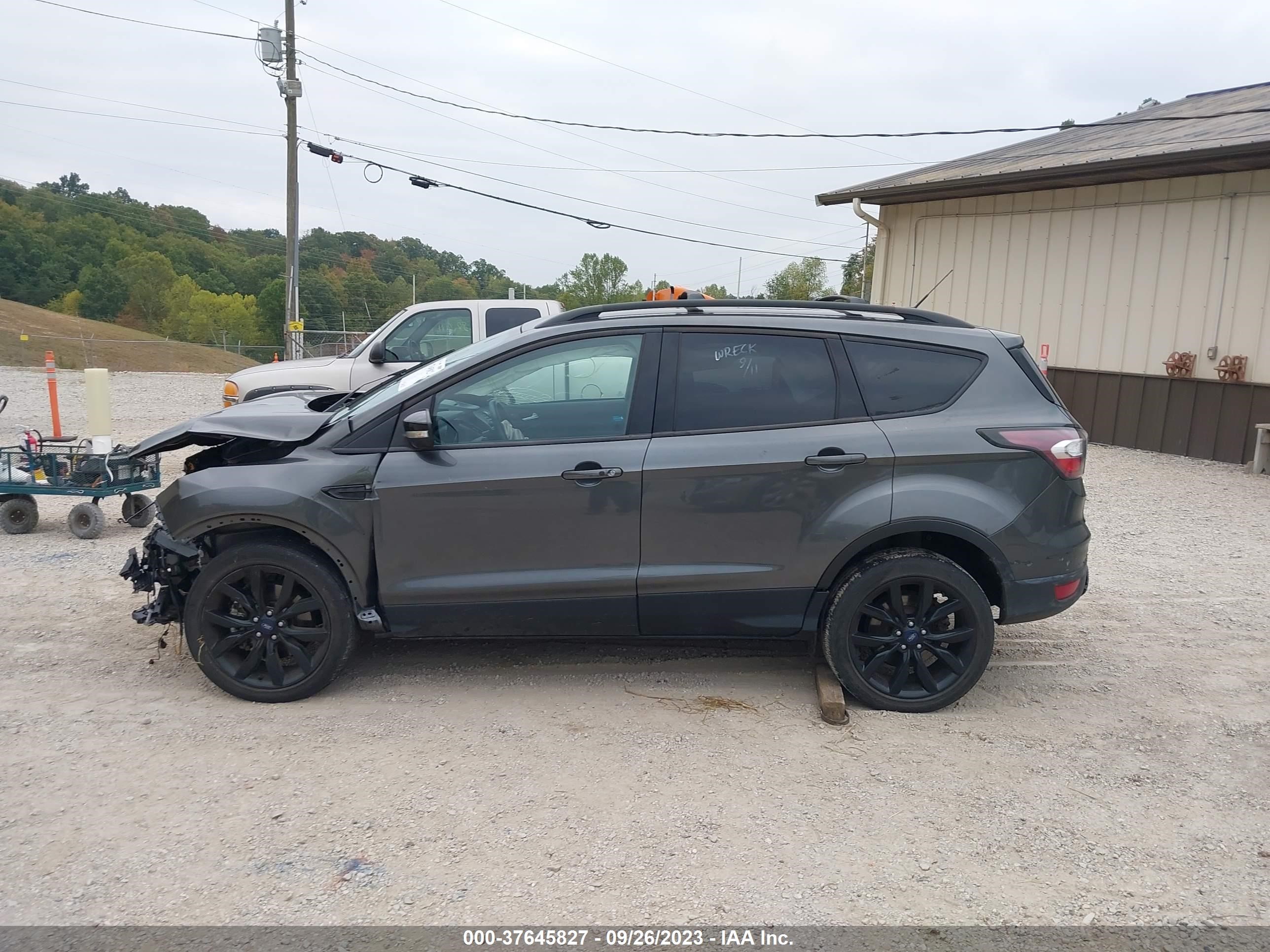 Photo 14 VIN: 1FMCU9J93HUA78890 - FORD ESCAPE 