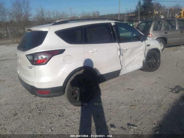 Photo 3 VIN: 1FMCU9J93HUC18629 - FORD ESCAPE 