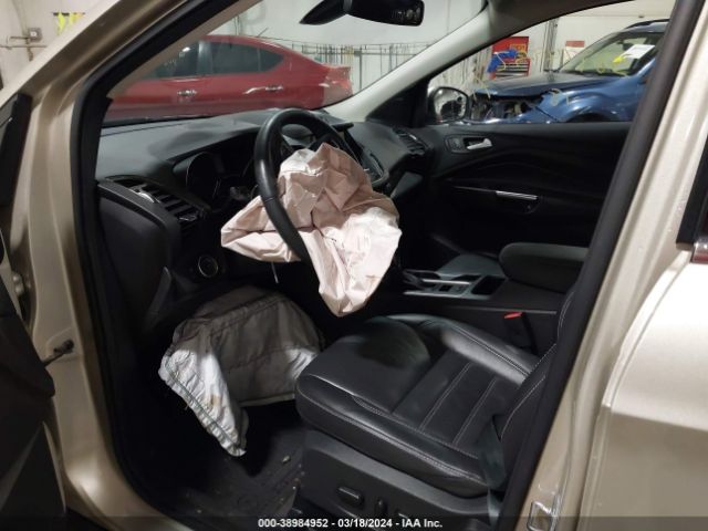 Photo 4 VIN: 1FMCU9J93JUA50884 - FORD ESCAPE 