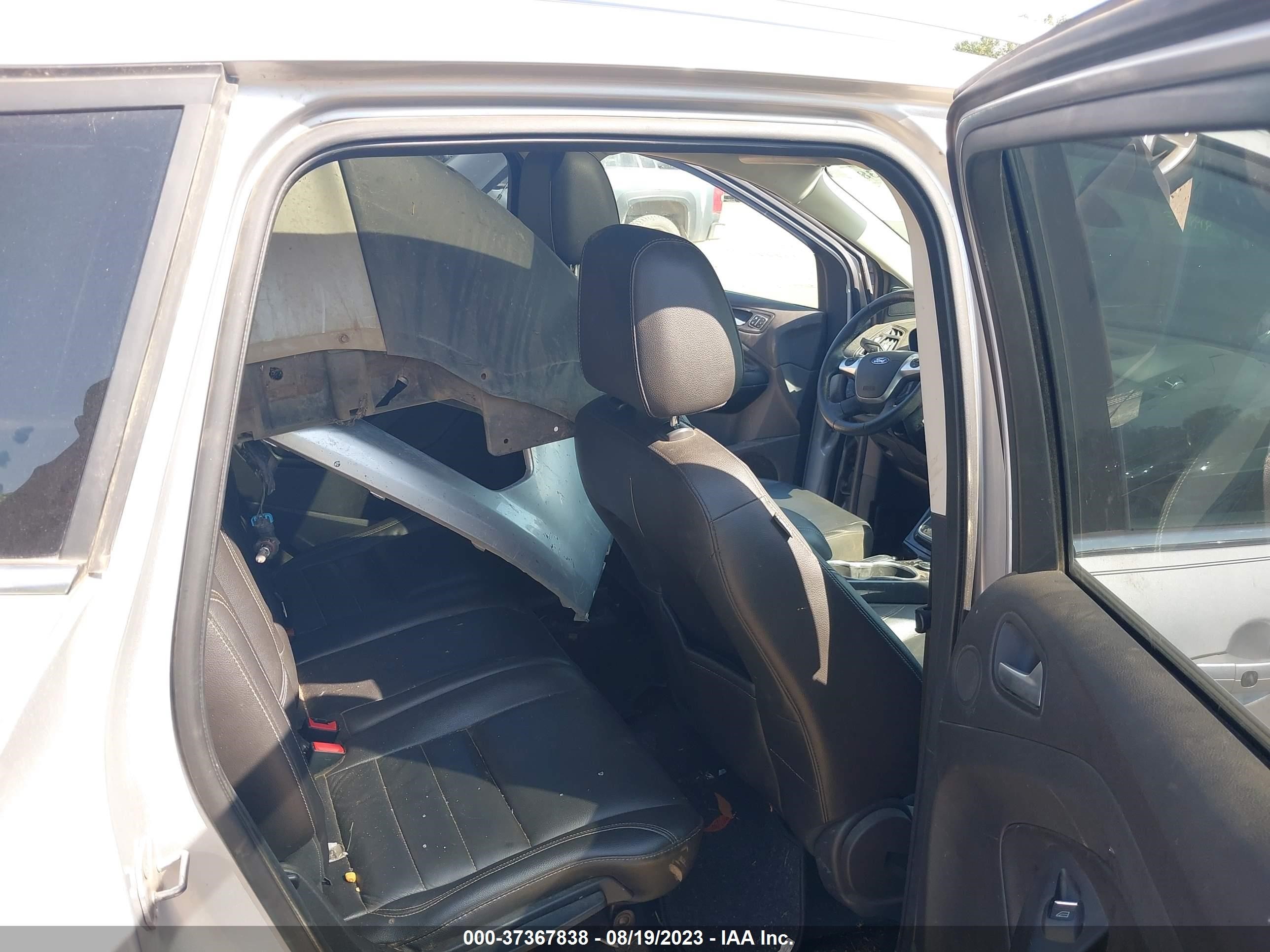 Photo 7 VIN: 1FMCU9J94EUA61267 - FORD ESCAPE 