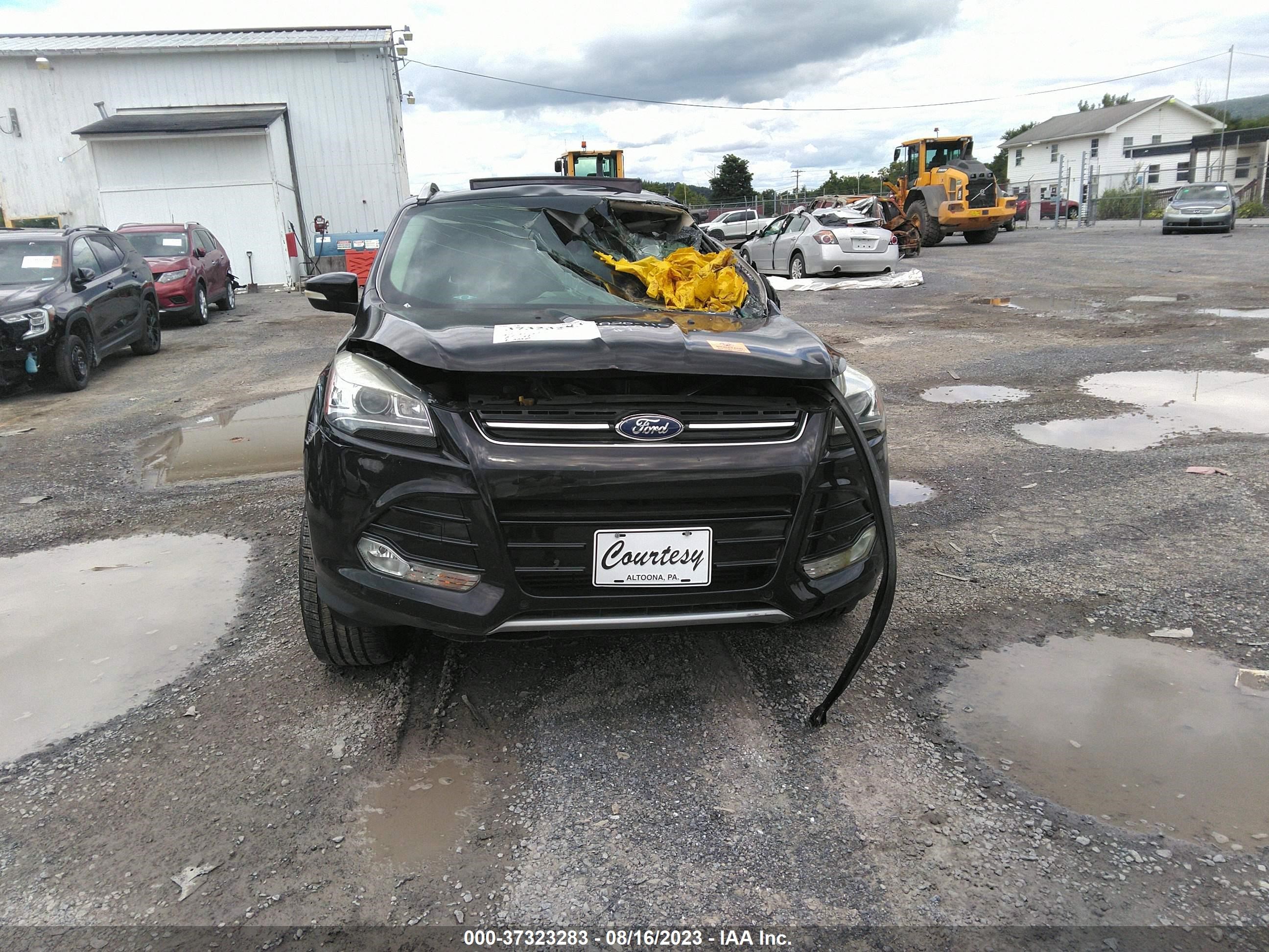 Photo 10 VIN: 1FMCU9J94GUB28761 - FORD ESCAPE 