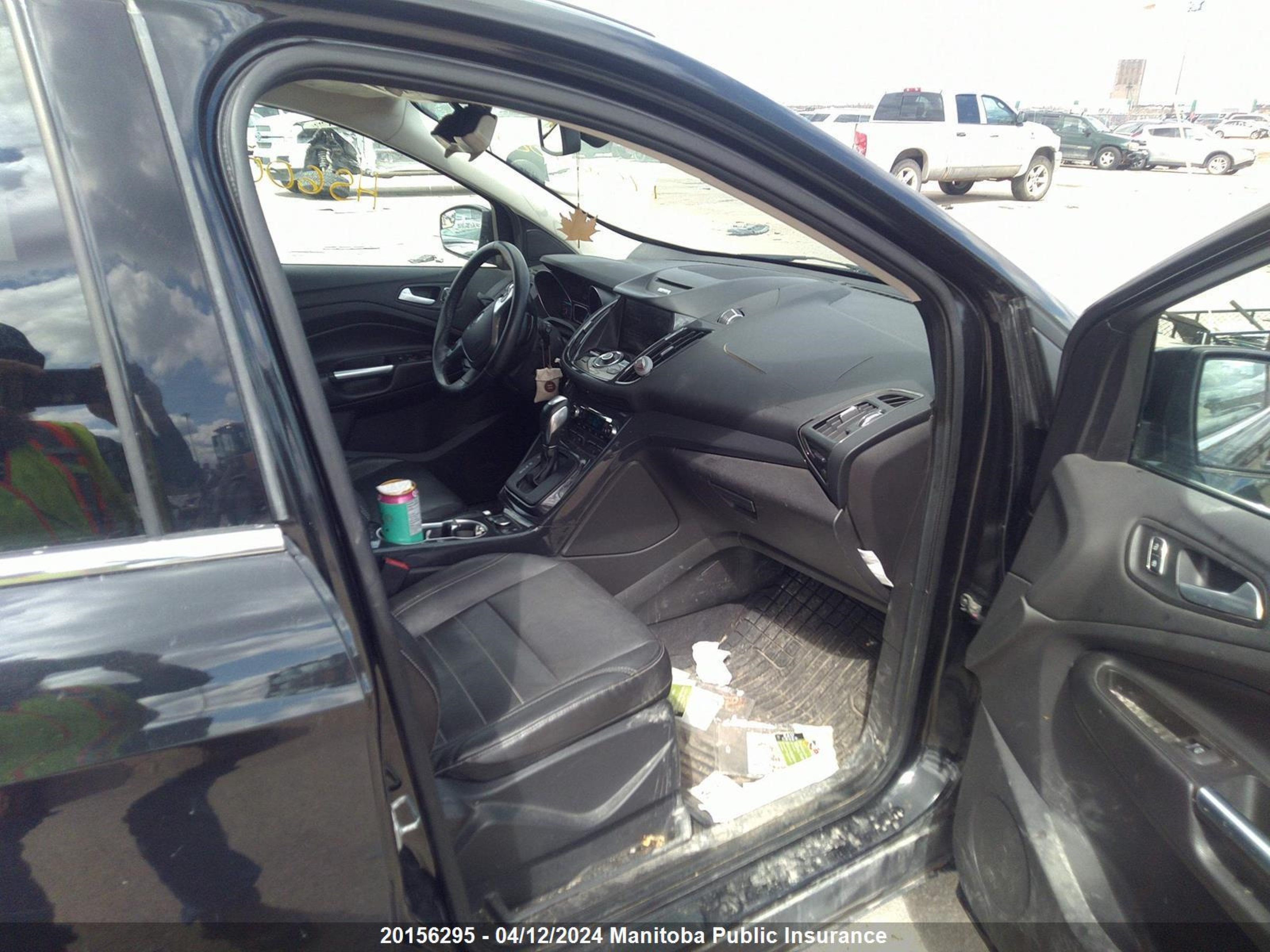 Photo 4 VIN: 1FMCU9J95EUB87962 - FORD ESCAPE 