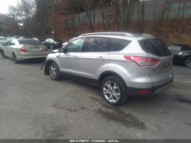 Photo 2 VIN: 1FMCU9J95GUB55516 - FORD ESCAPE 