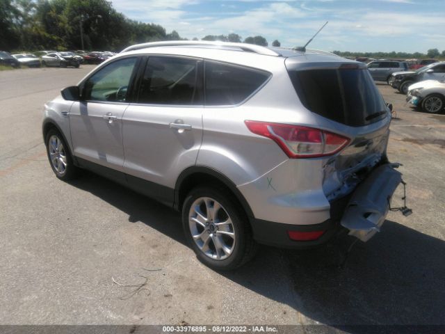 Photo 2 VIN: 1FMCU9J95GUC39948 - FORD ESCAPE 