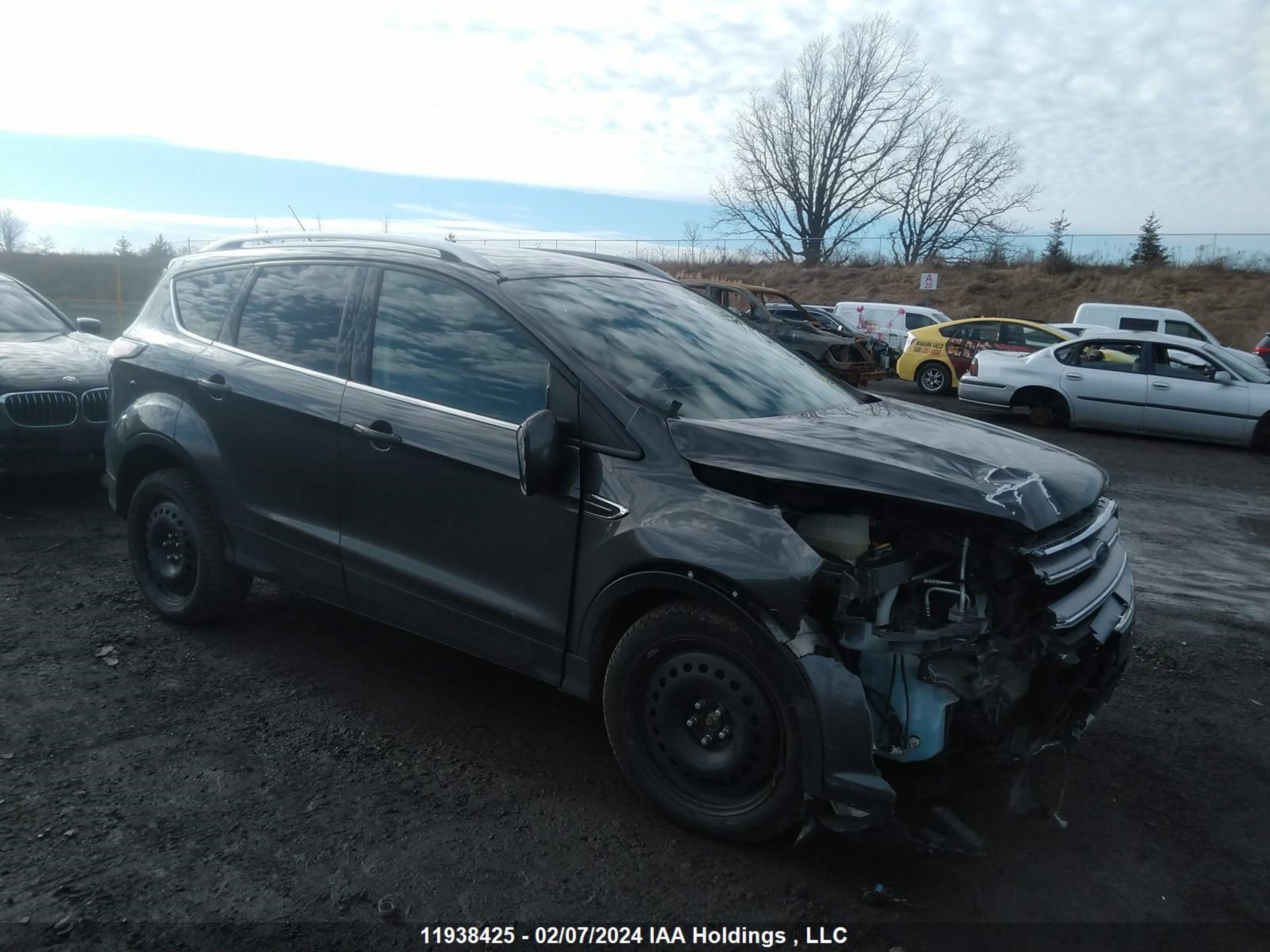 Photo 0 VIN: 1FMCU9J95HUD62389 - FORD ESCAPE 