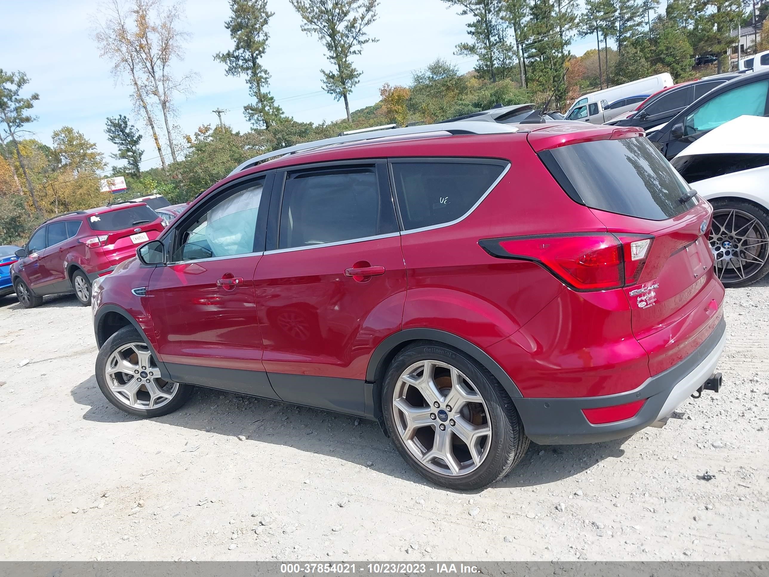 Photo 12 VIN: 1FMCU9J95KUA29715 - FORD ESCAPE 