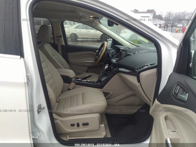 Photo 4 VIN: 1FMCU9J96GUA42383 - FORD ESCAPE 