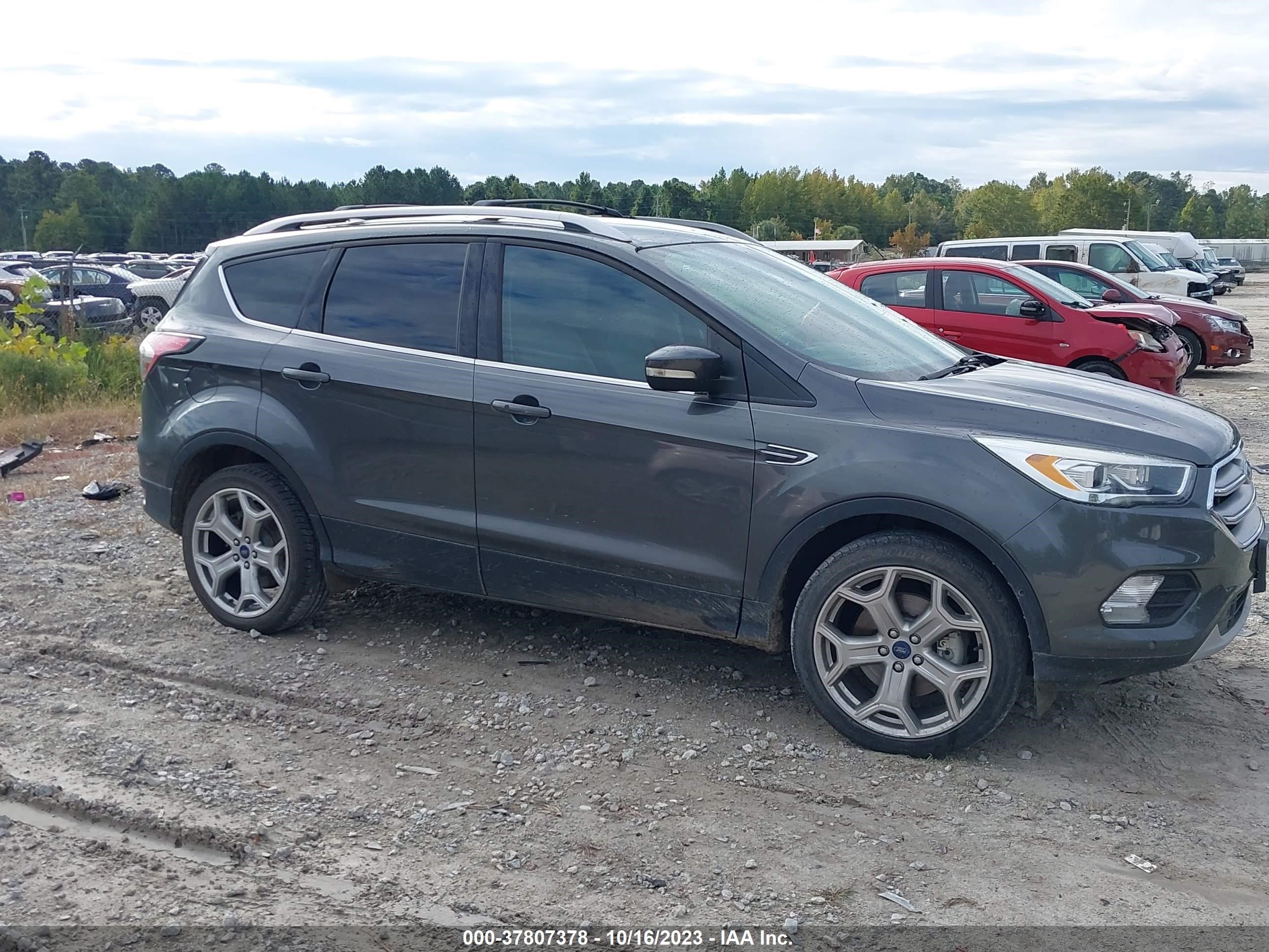 Photo 12 VIN: 1FMCU9J96HUA31563 - FORD ESCAPE 