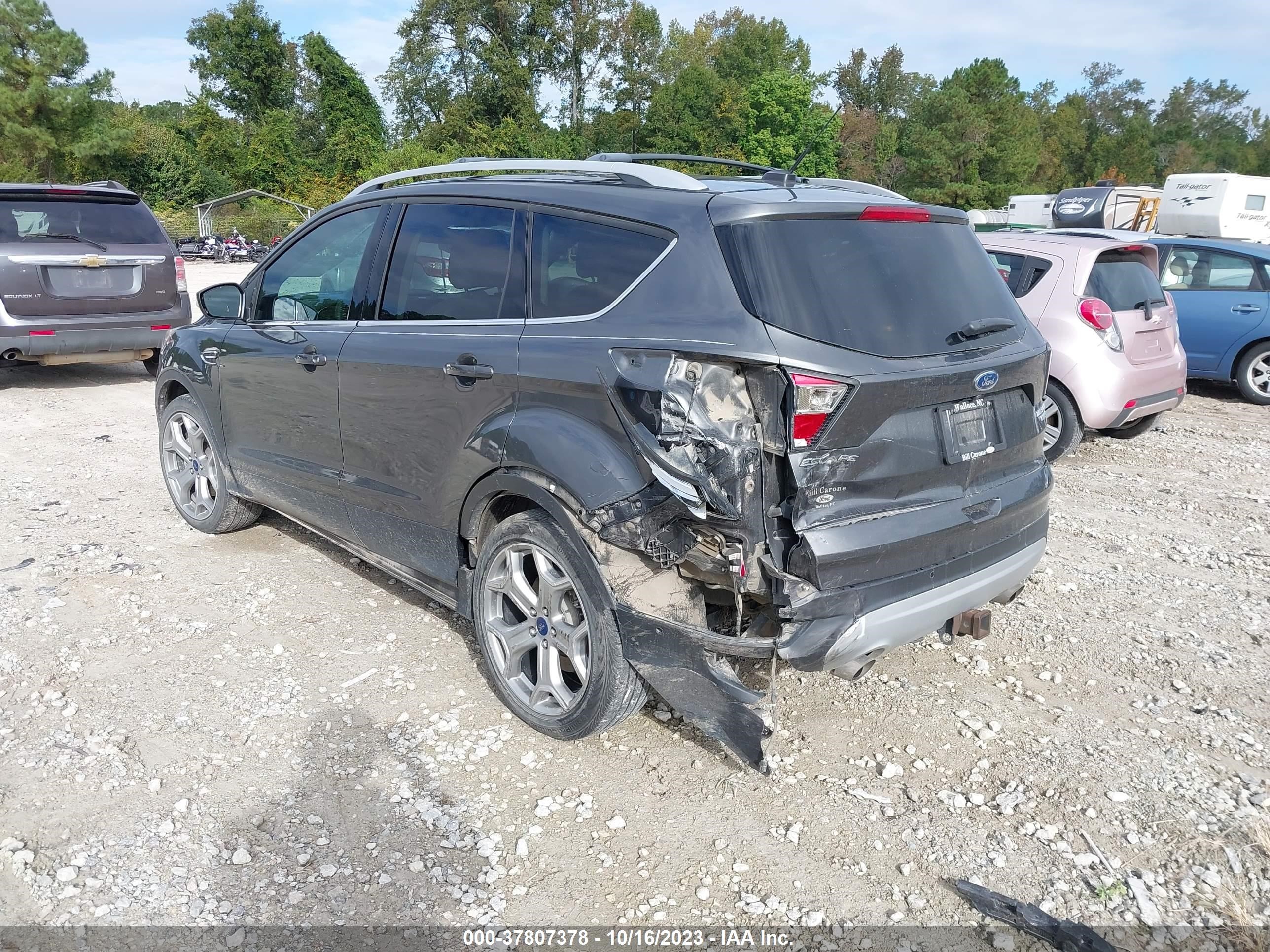 Photo 2 VIN: 1FMCU9J96HUA31563 - FORD ESCAPE 