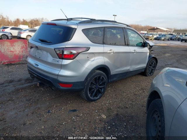 Photo 3 VIN: 1FMCU9J96HUA99555 - FORD ESCAPE 