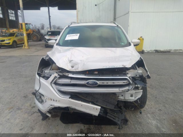 Photo 5 VIN: 1FMCU9J96HUB94990 - FORD ESCAPE 