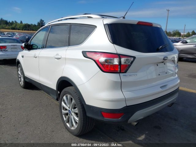 Photo 2 VIN: 1FMCU9J96HUE16959 - FORD ESCAPE 