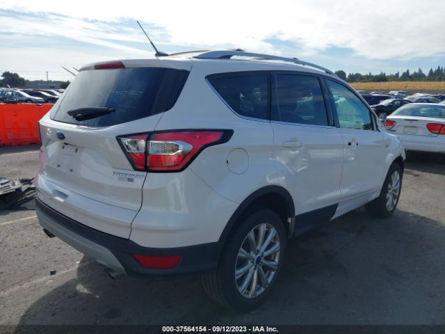 Photo 3 VIN: 1FMCU9J96HUE16959 - FORD ESCAPE 