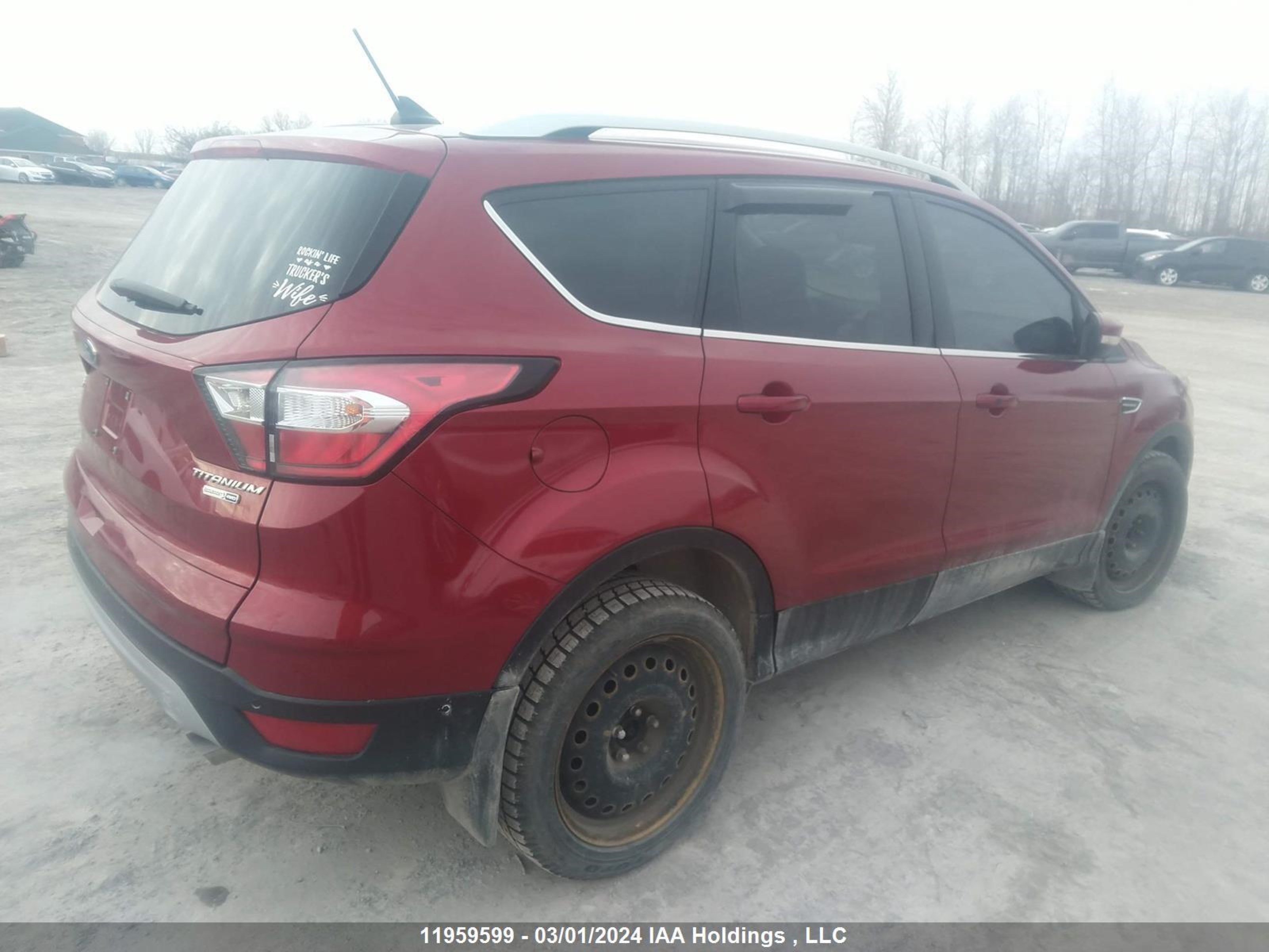 Photo 3 VIN: 1FMCU9J96JUA67758 - FORD ESCAPE 