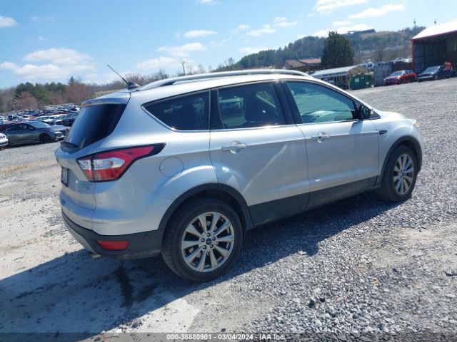 Photo 3 VIN: 1FMCU9J96JUB65589 - FORD ESCAPE 