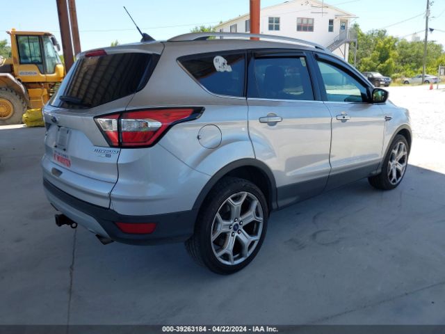 Photo 3 VIN: 1FMCU9J96JUC98613 - FORD ESCAPE 