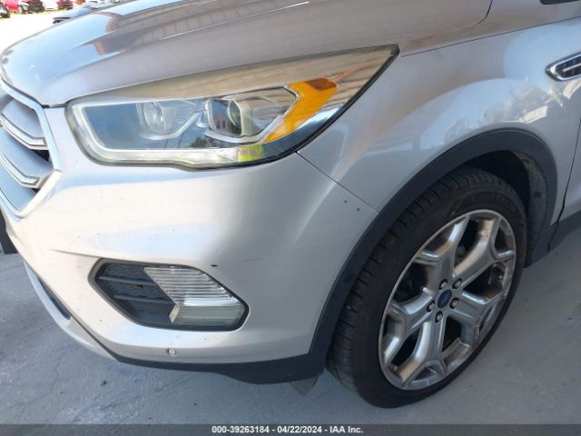 Photo 5 VIN: 1FMCU9J96JUC98613 - FORD ESCAPE 