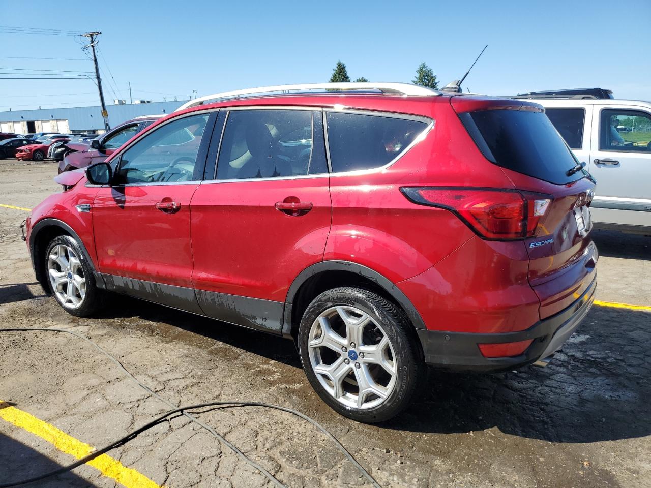 Photo 1 VIN: 1FMCU9J96KUB53346 - FORD ESCAPE 