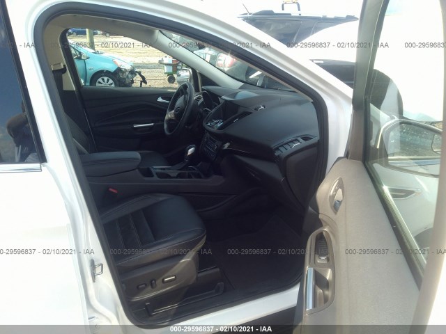 Photo 4 VIN: 1FMCU9J96KUC31169 - FORD ESCAPE 