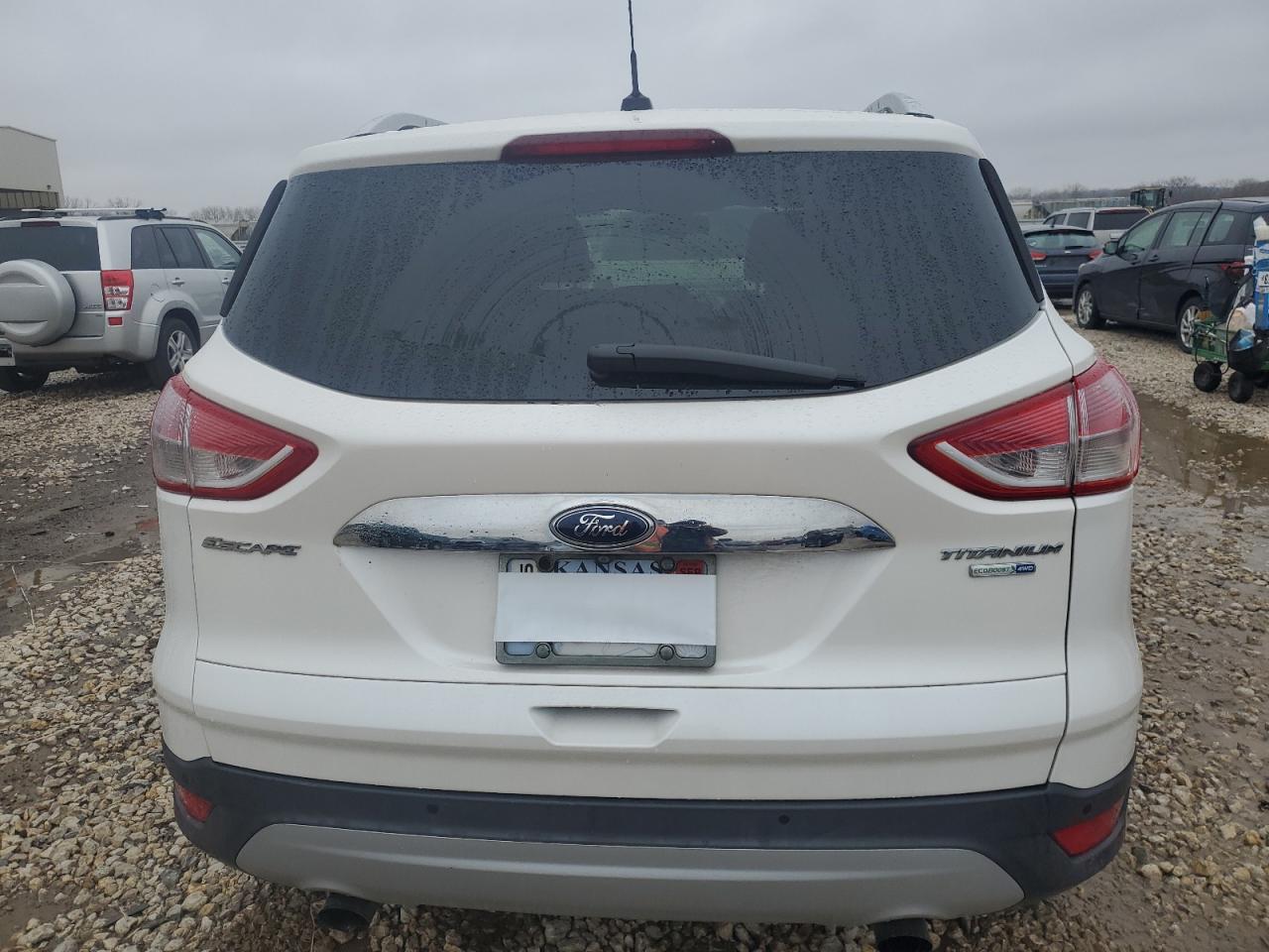 Photo 5 VIN: 1FMCU9J97EUD86365 - FORD ESCAPE 