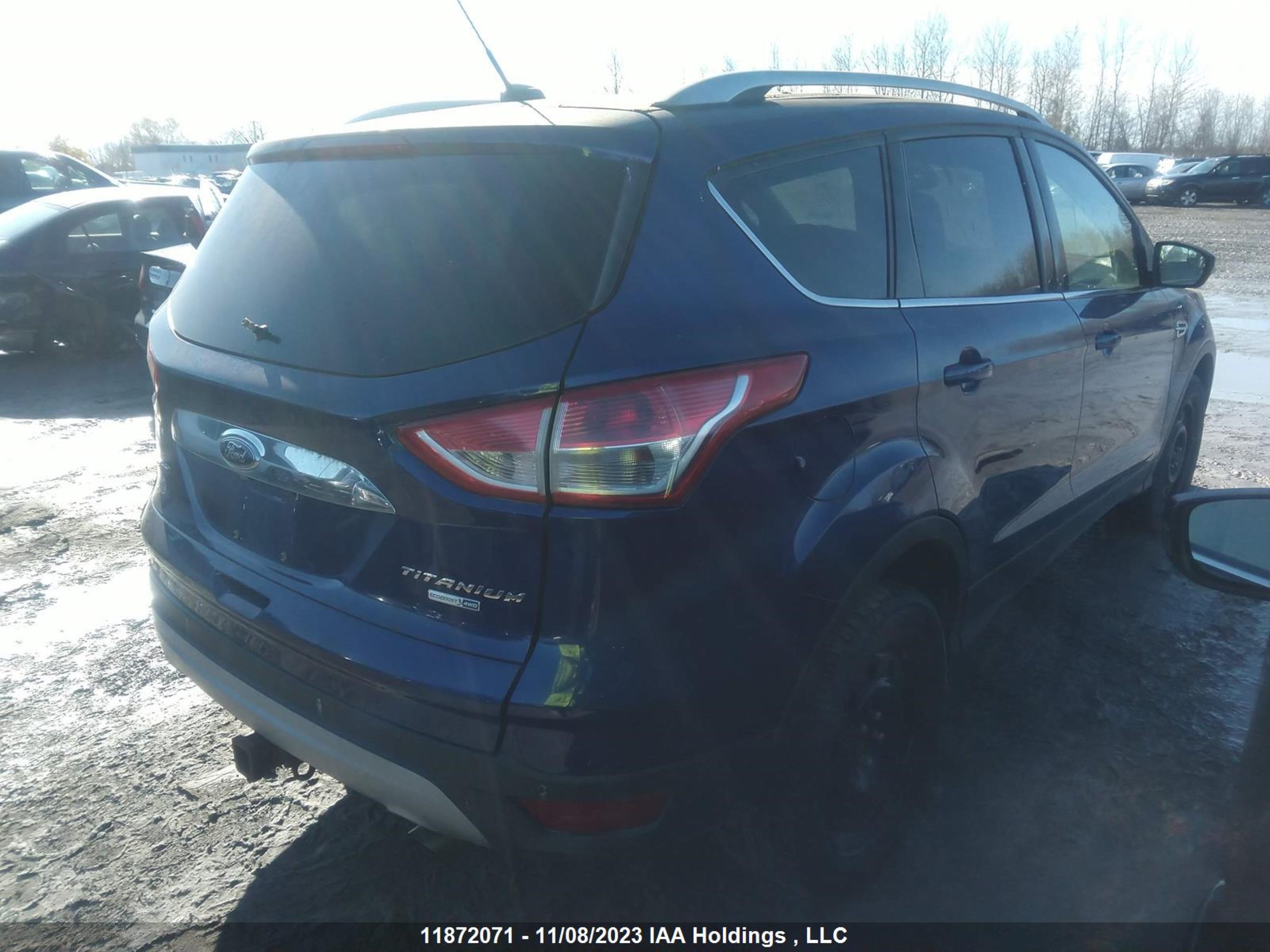 Photo 3 VIN: 1FMCU9J97FUA28281 - FORD ESCAPE 