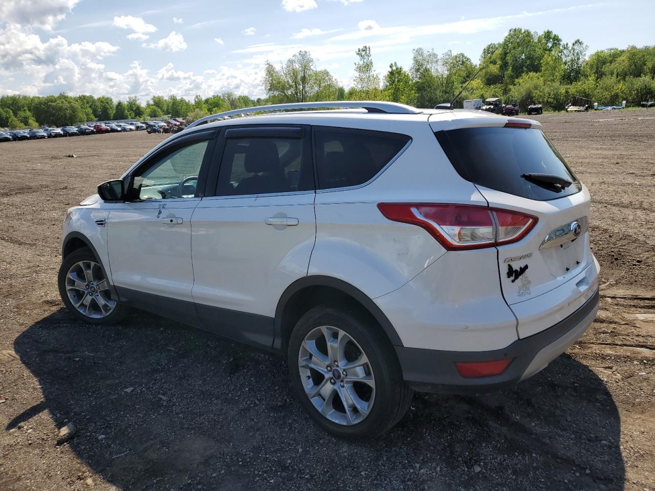 Photo 1 VIN: 1FMCU9J97FUB58917 - FORD ESCAPE 