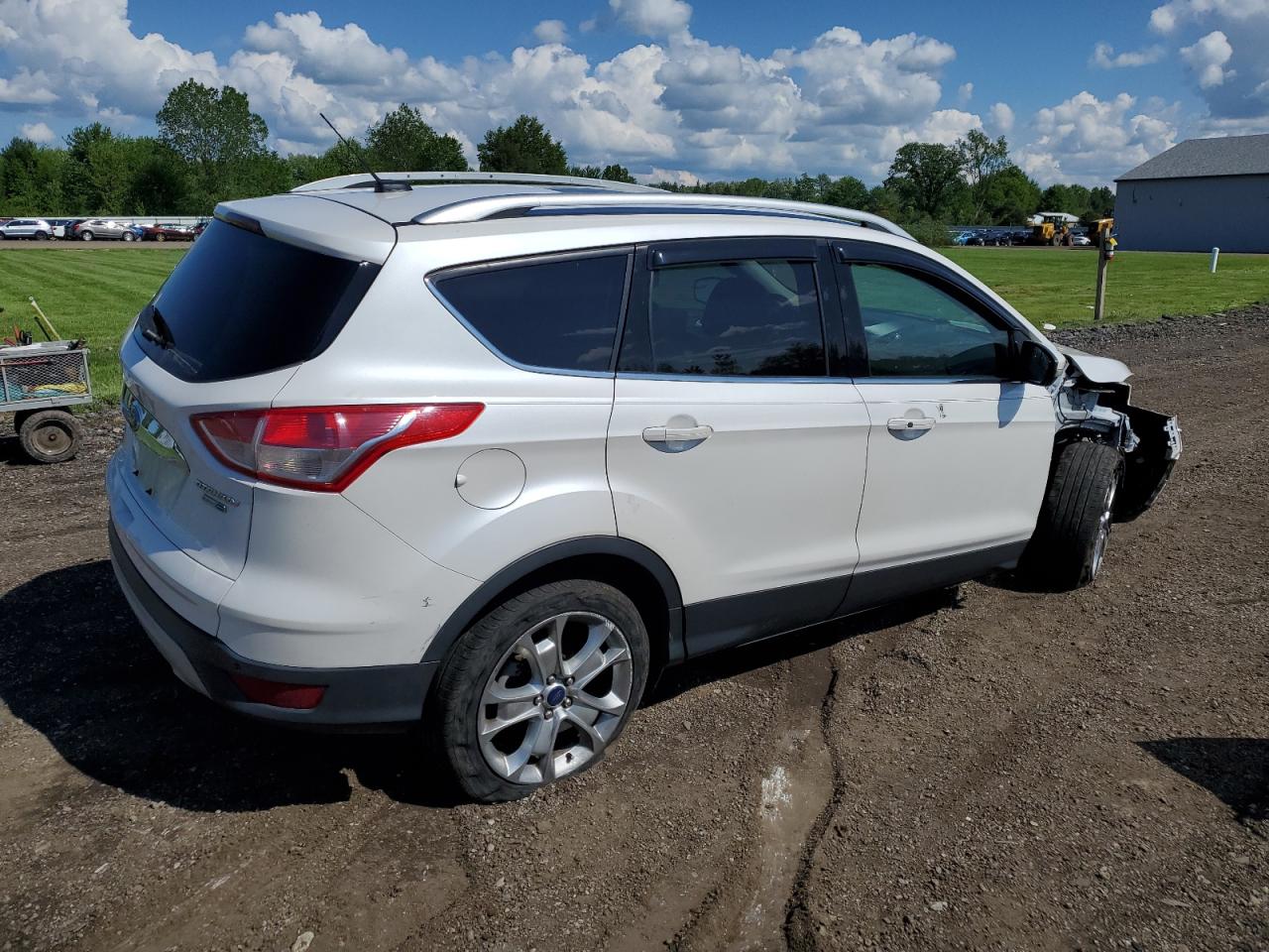 Photo 2 VIN: 1FMCU9J97FUB58917 - FORD ESCAPE 