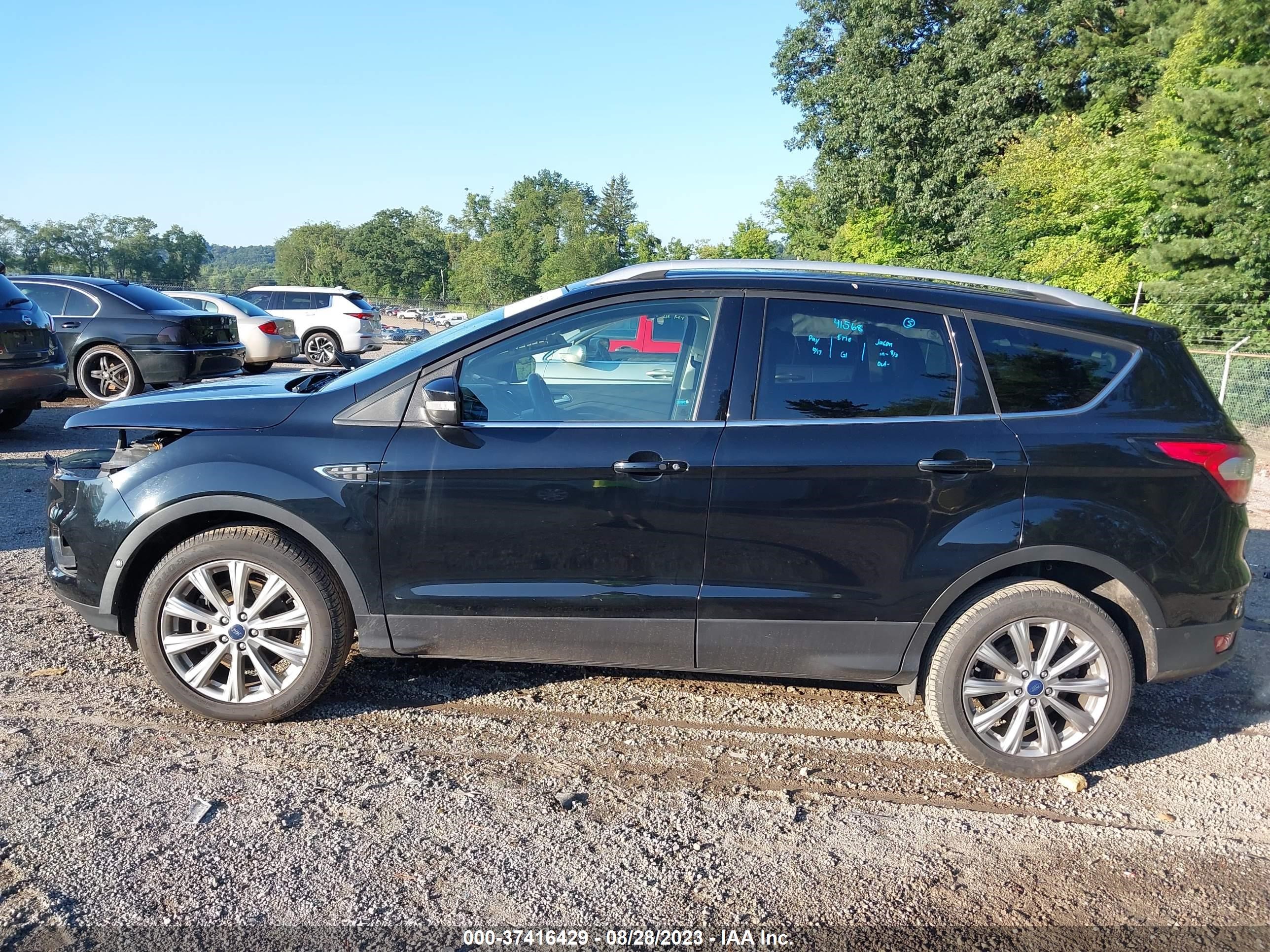 Photo 14 VIN: 1FMCU9J97HUE32149 - FORD ESCAPE 