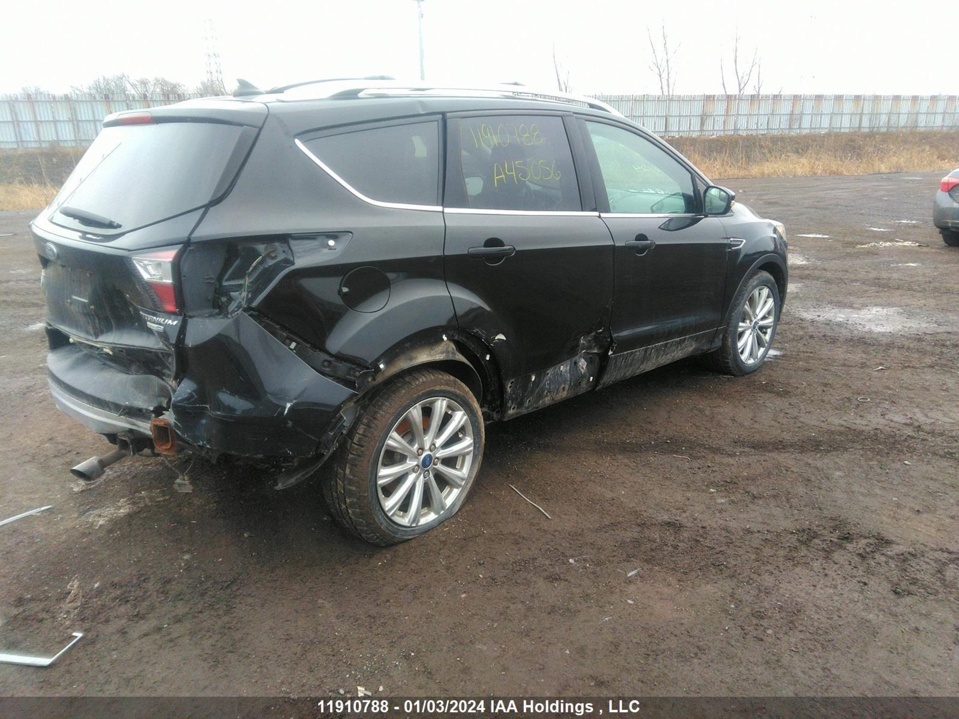 Photo 3 VIN: 1FMCU9J97JUA45056 - FORD ESCAPE 