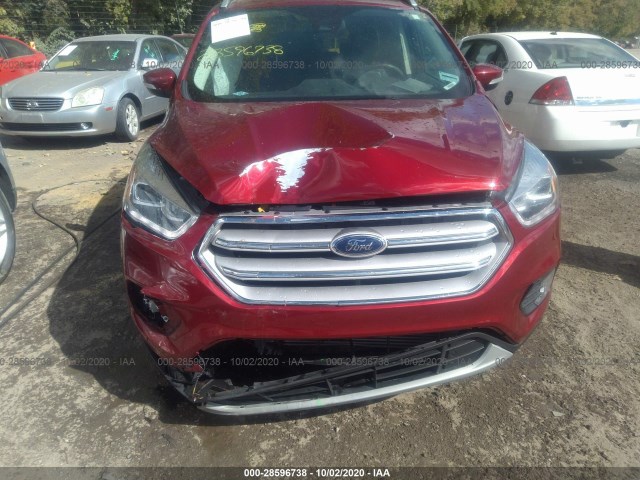 Photo 5 VIN: 1FMCU9J97JUB39471 - FORD ESCAPE 