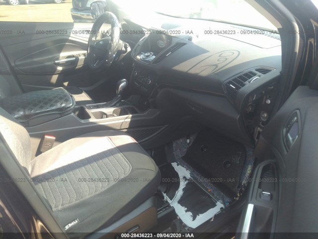 Photo 4 VIN: 1FMCU9J97KUC33318 - FORD ESCAPE 