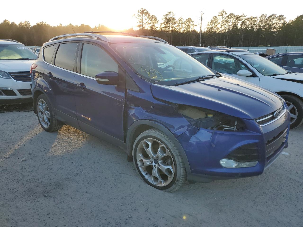 Photo 3 VIN: 1FMCU9J98EUB60979 - FORD ESCAPE 